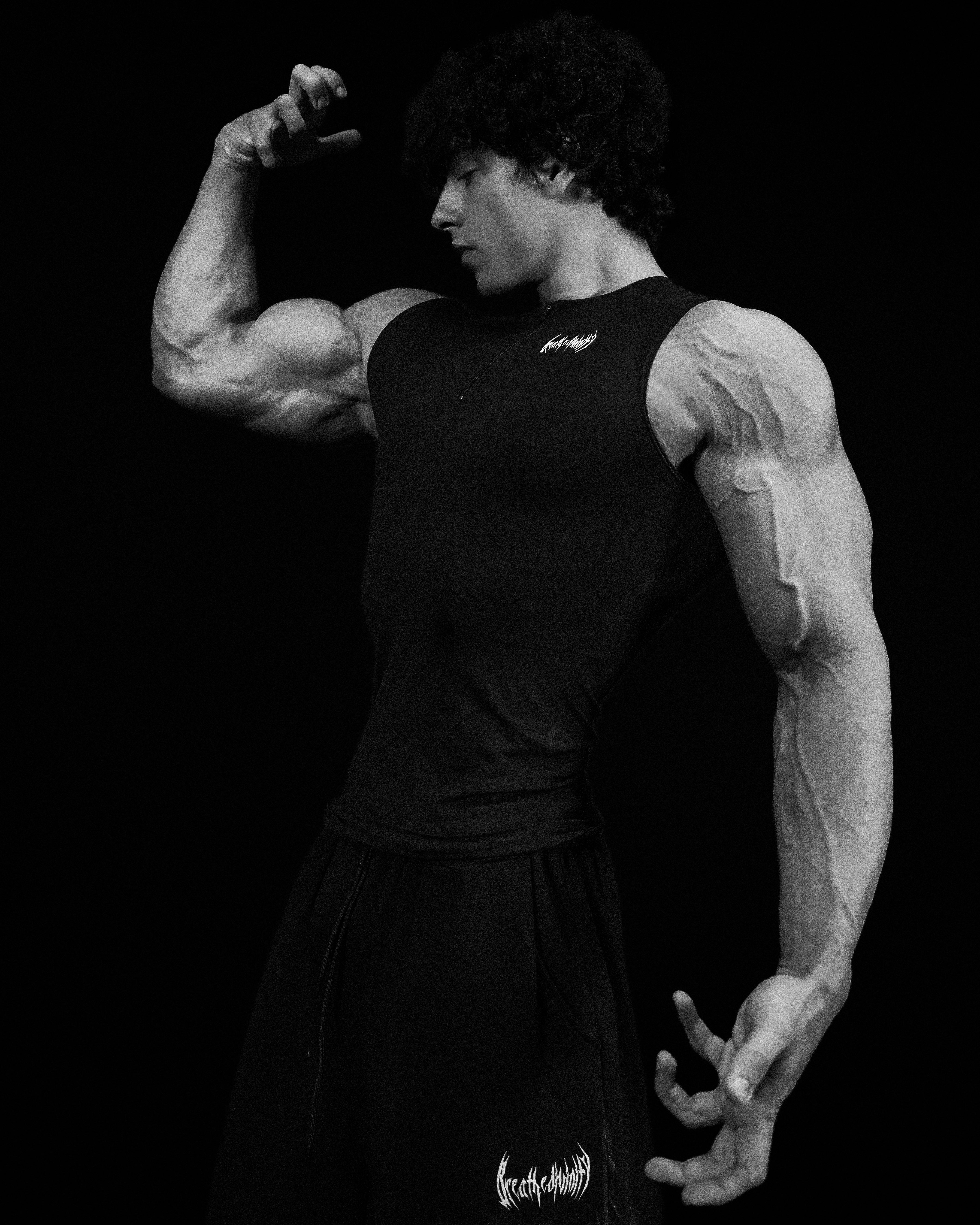 Void Tech™ Eternal Quarter zip Cut-off Compression [Void black