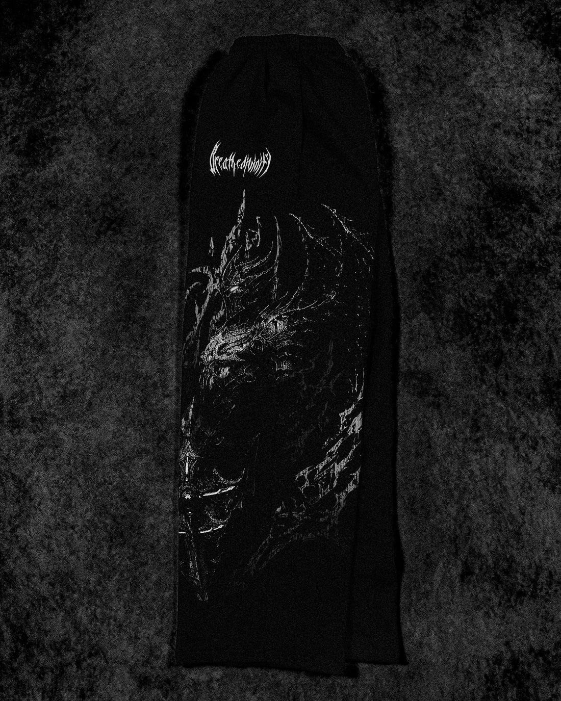 Fallen Knight Uncuffed Banana shape sweatpants [VOID BLACK]