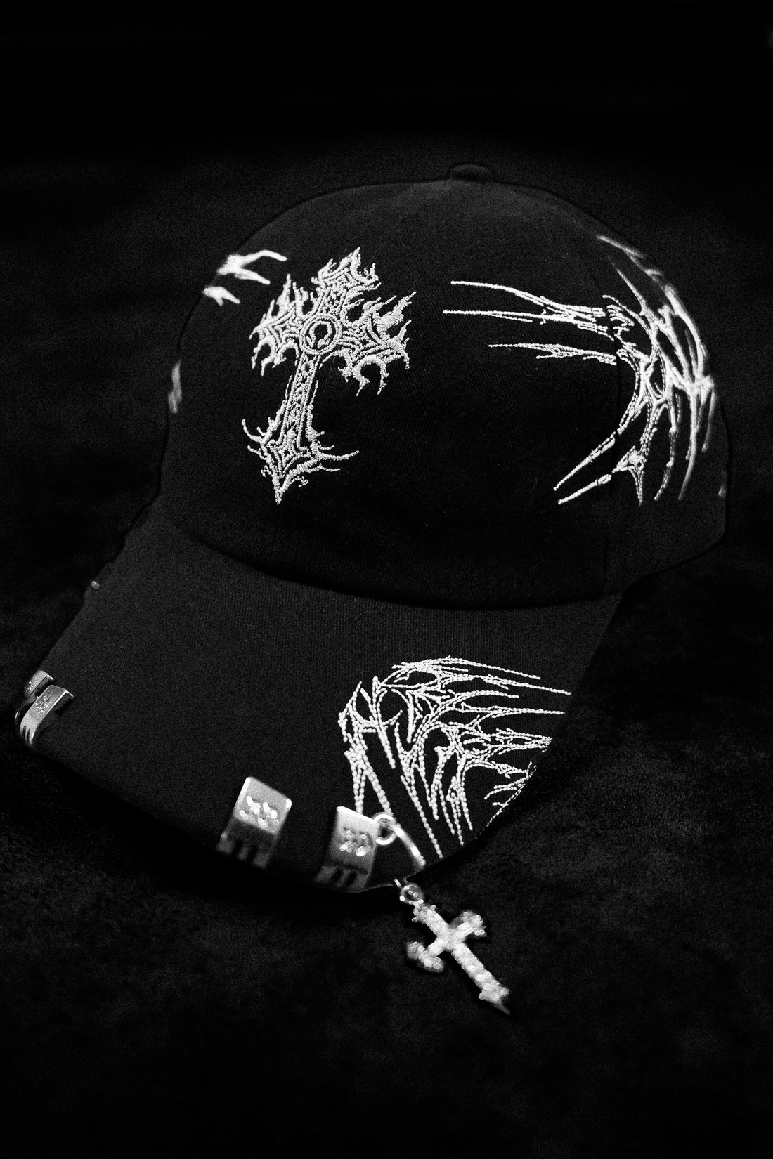 Pierced Veil Metallic Logo Cap [ORIGINAL]