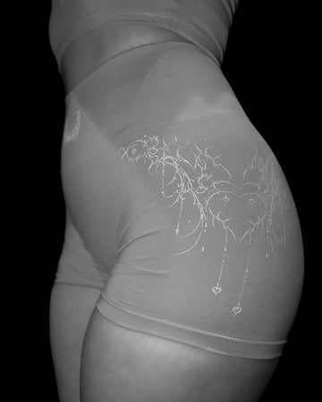 Women's Void Tech™ Dark Wisp Seamless Shorts [SILVER]