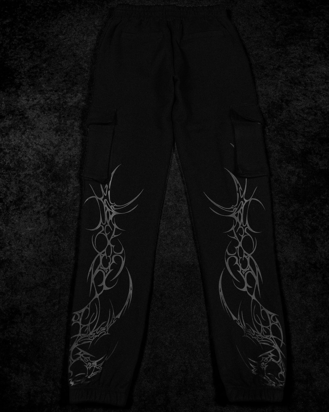 Women's Scarlet Kiss Cargo Sweatpants [DARKNESS]