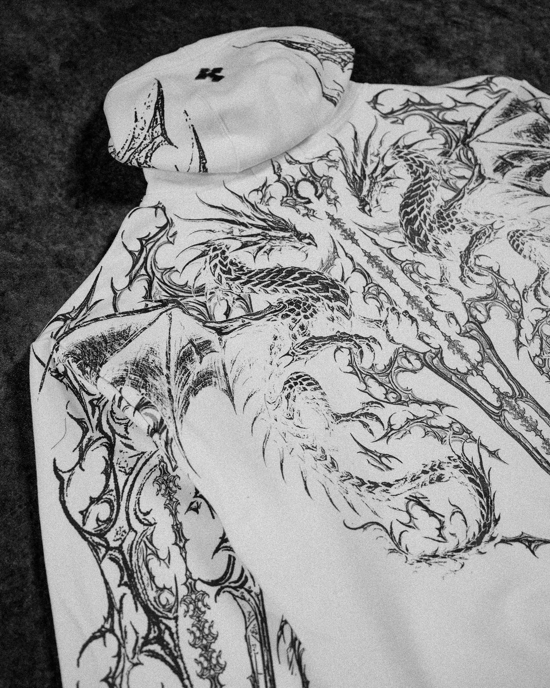 Dragon Blade Oversized pullover hoodie [DIVINE WHITE]