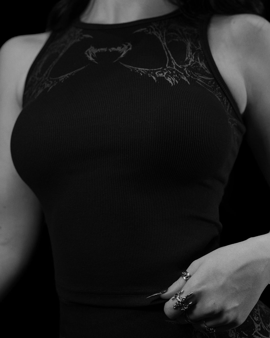 Women's Nightveil Tank Top [DARKNESS]