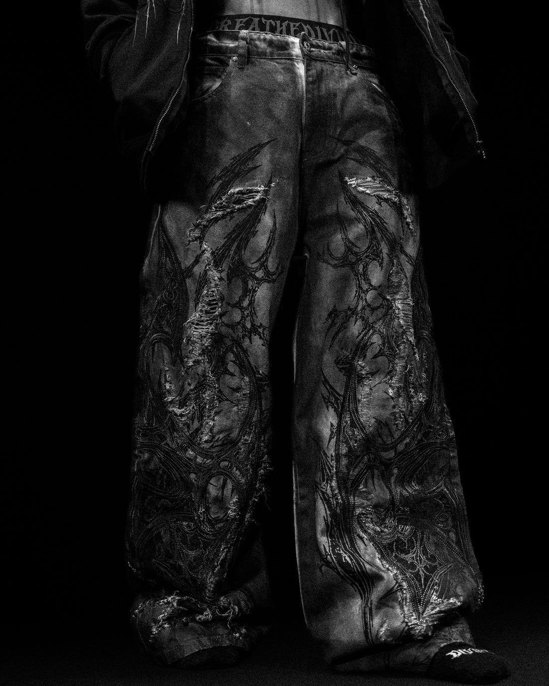 Soul Decay Oversized Distressed Denim Jeans [ANGEL WASHED]