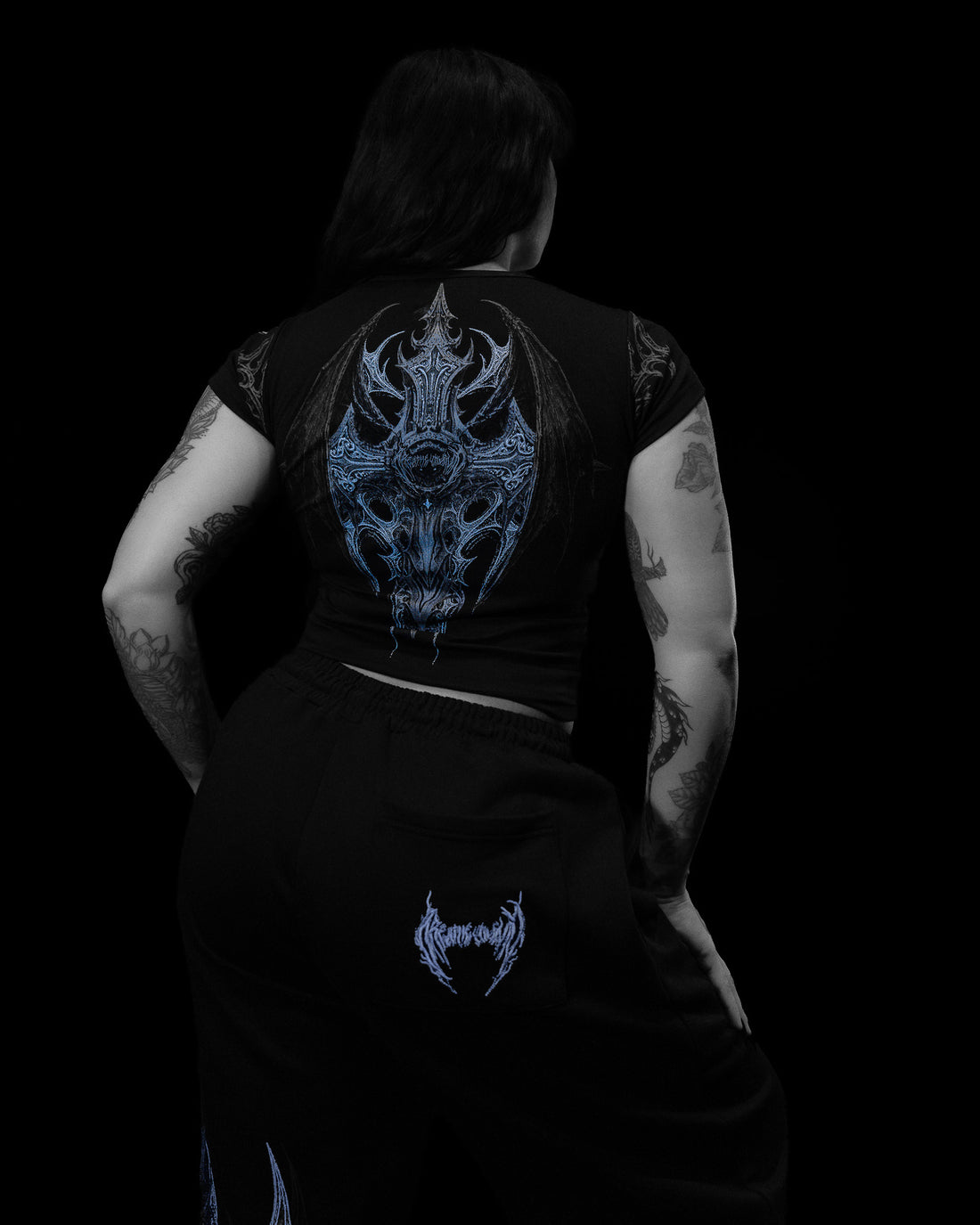 Women's Requiem Baby Tee [FROST]