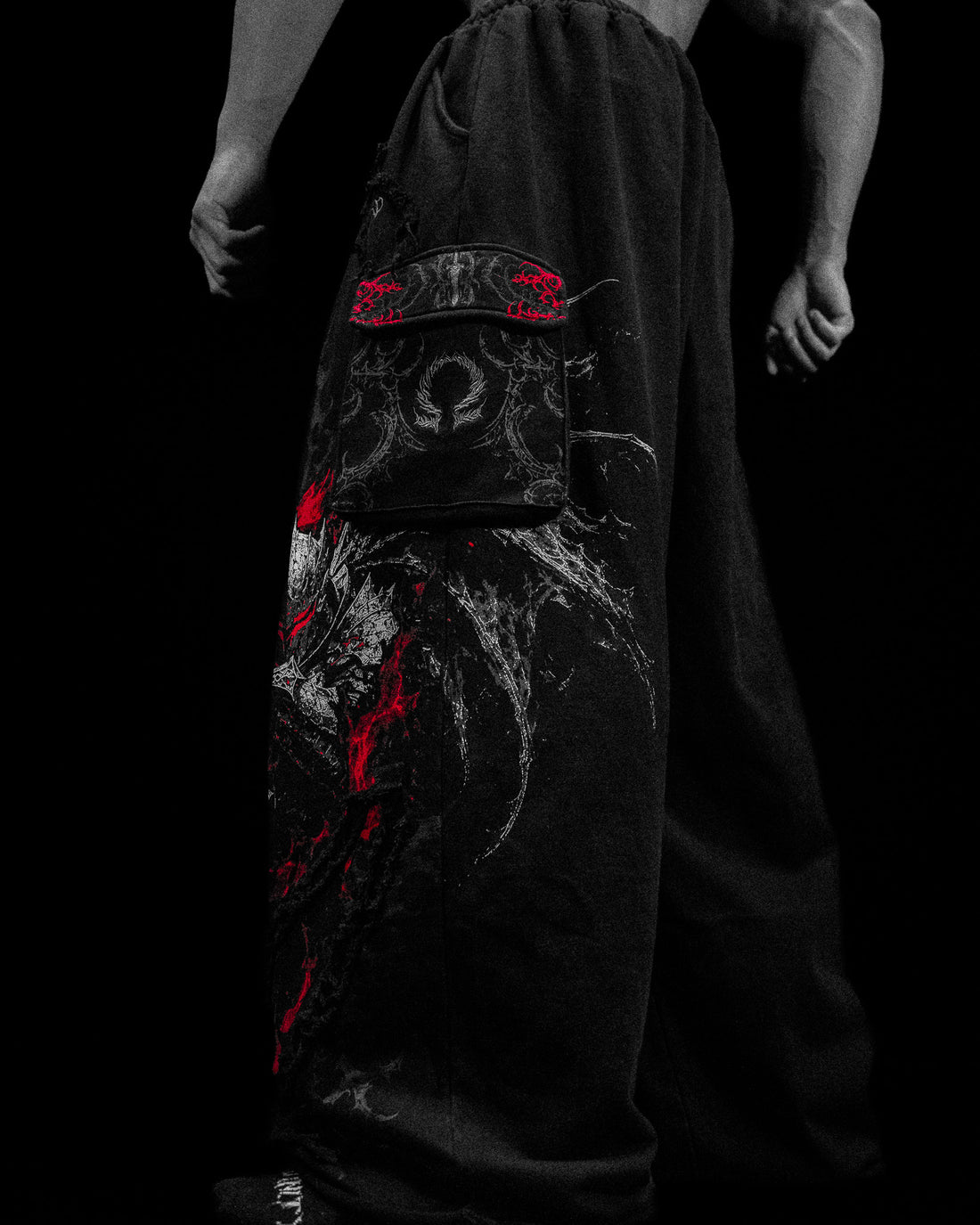 Dark Forge Tarnished Oversized Cargos [NIGHTMARE]
