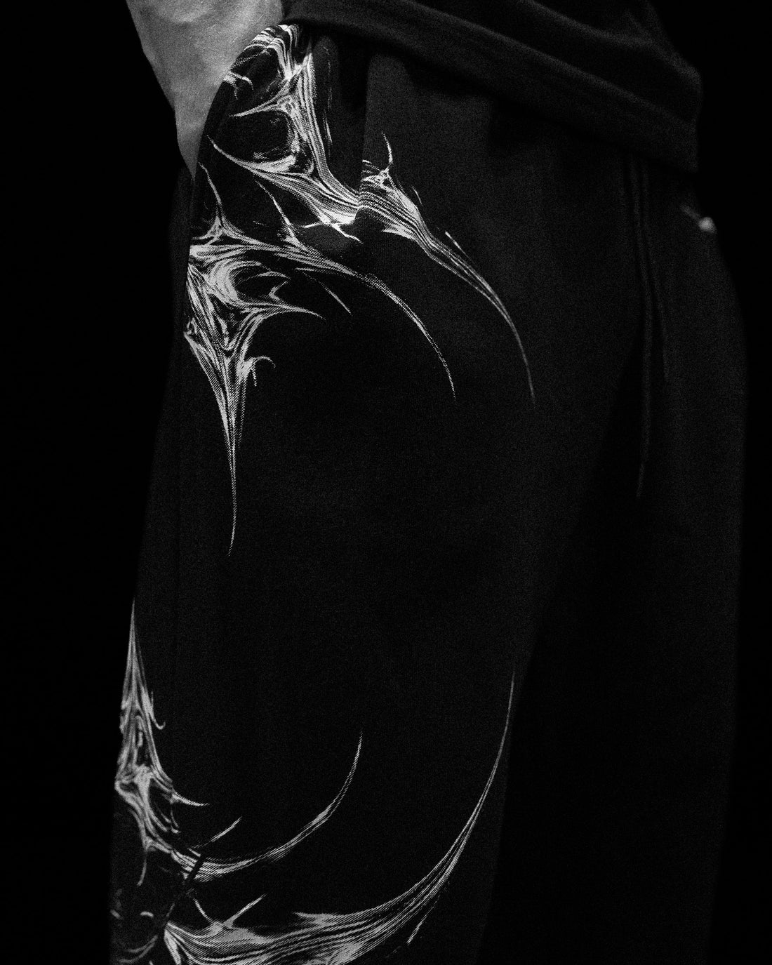 Elixir Uncuffed Banana Sweatpants [VOID BLACK]