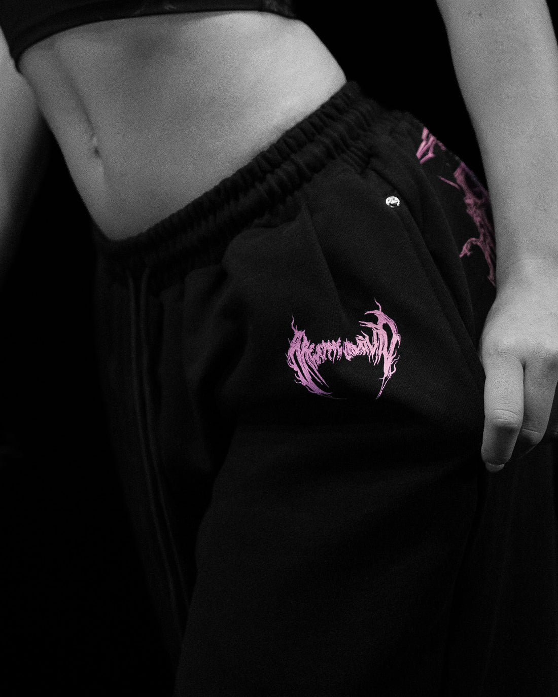 DeathWing Banana Shaped Uncuffed Sweatpants [BLOSSOM PINK]