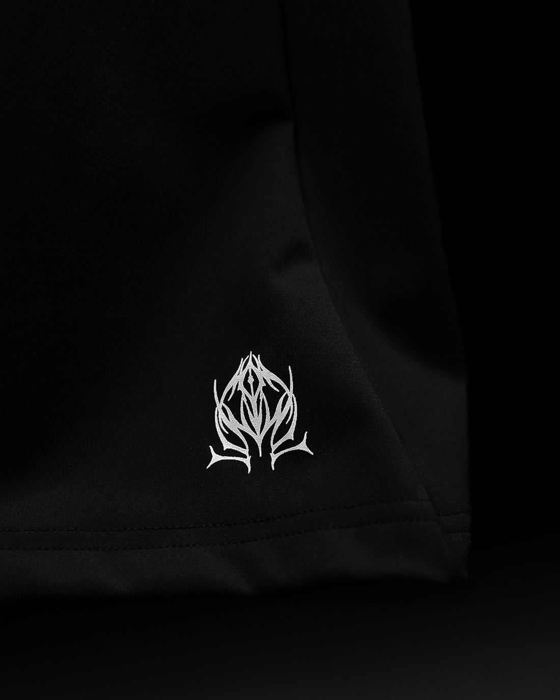 Women's Celestia Void Tech™ Flared Leggings [VOID BLACK]