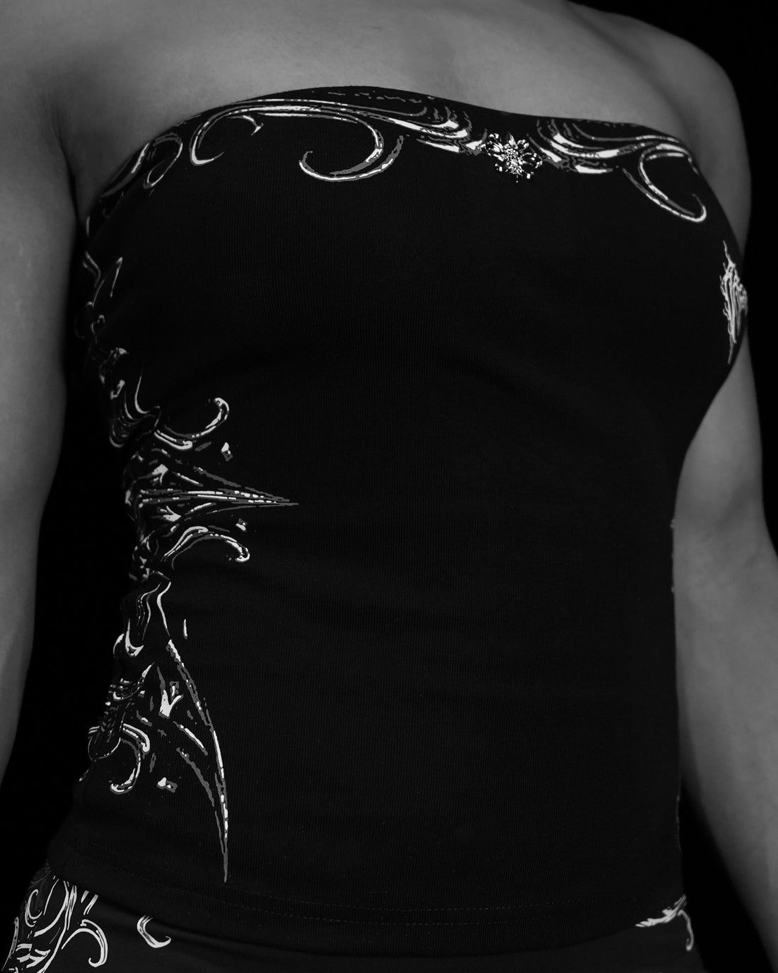 Women's Celestia Full Length Tube Top [VOID BLACK]