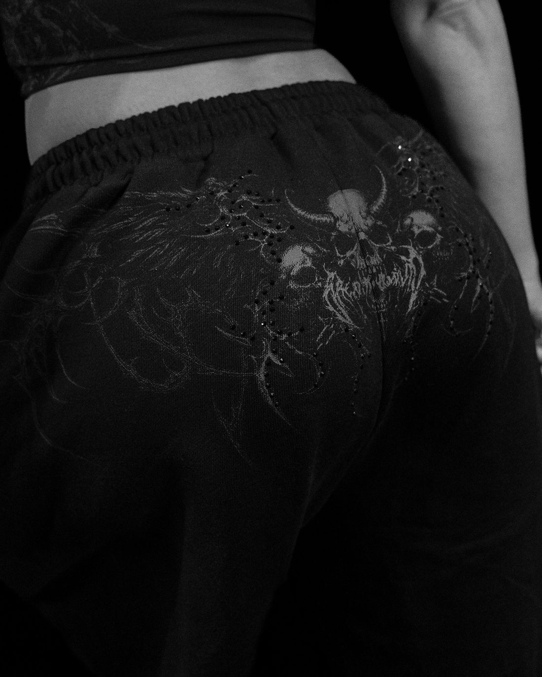 DeathWing Banana Shaped Uncuffed Sweatpants [DARKNESS]
