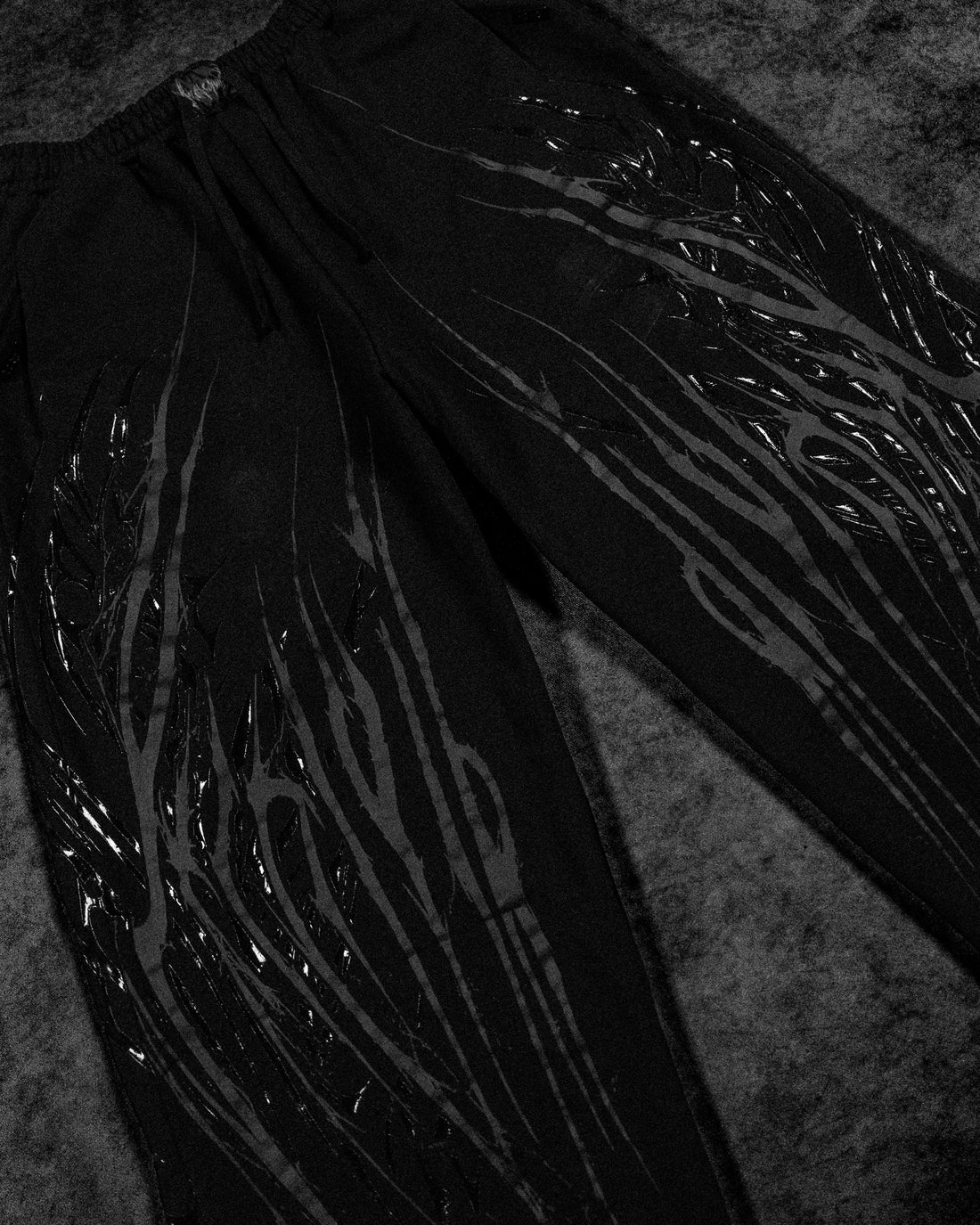 Venom Texture Symbiote Banana sweatpants [DARKNESS]