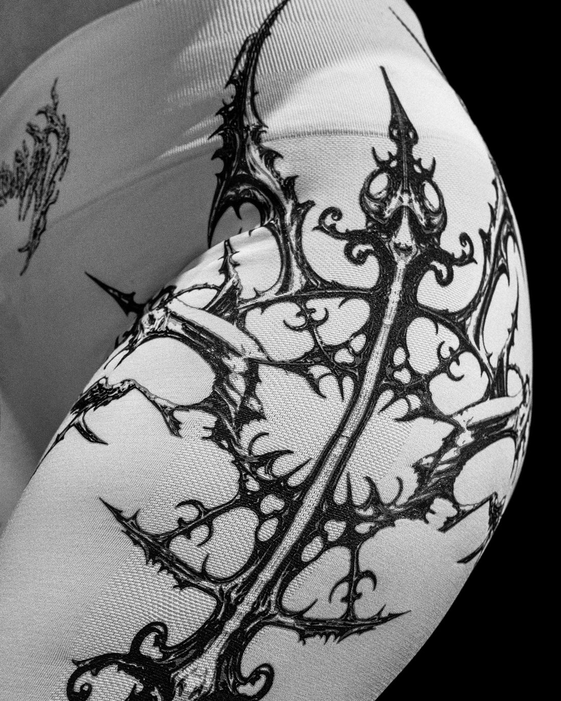 Void Tech™ Divine Ruin Leggings [DIVINE WHITE]