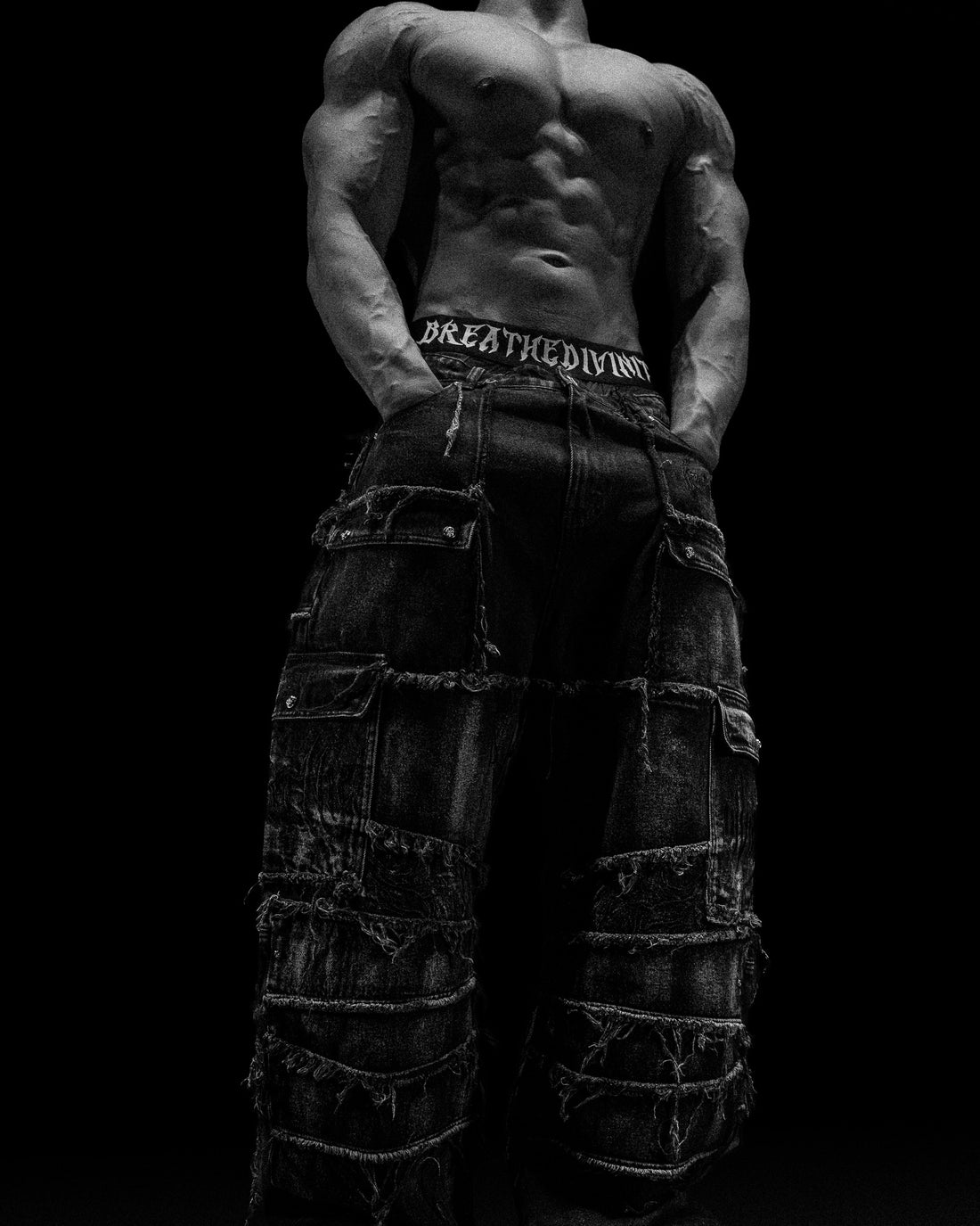 Oversized Distressed Denim Cargo jeans [ALLOY WASH]