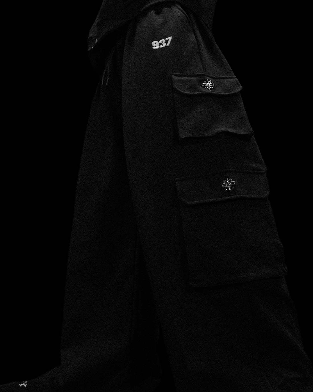 937 Uncuffed Luxury Cargos [VOID BLACK]