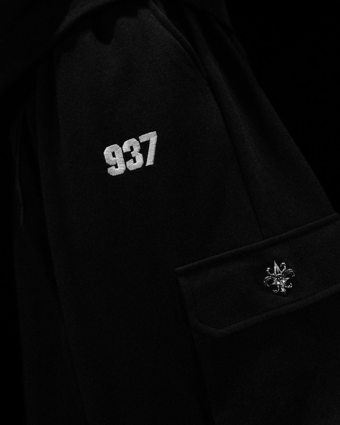 937 Uncuffed Luxury Cargos [VOID BLACK]