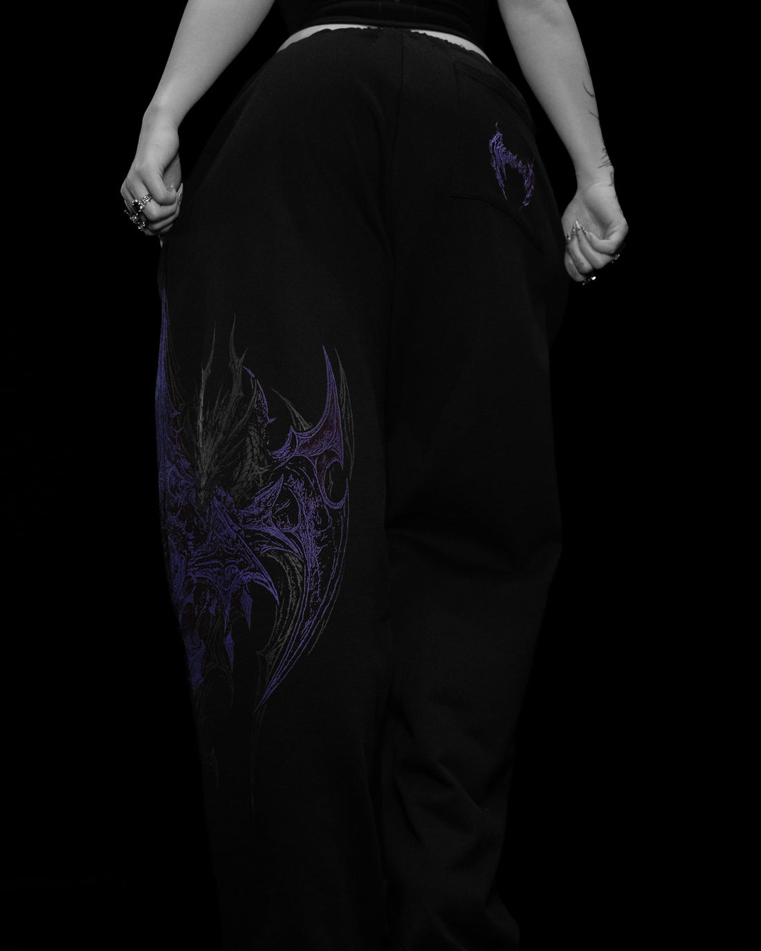 Women's Requiem Banana Shaped Uncuffed Sweatpants [DUSK]