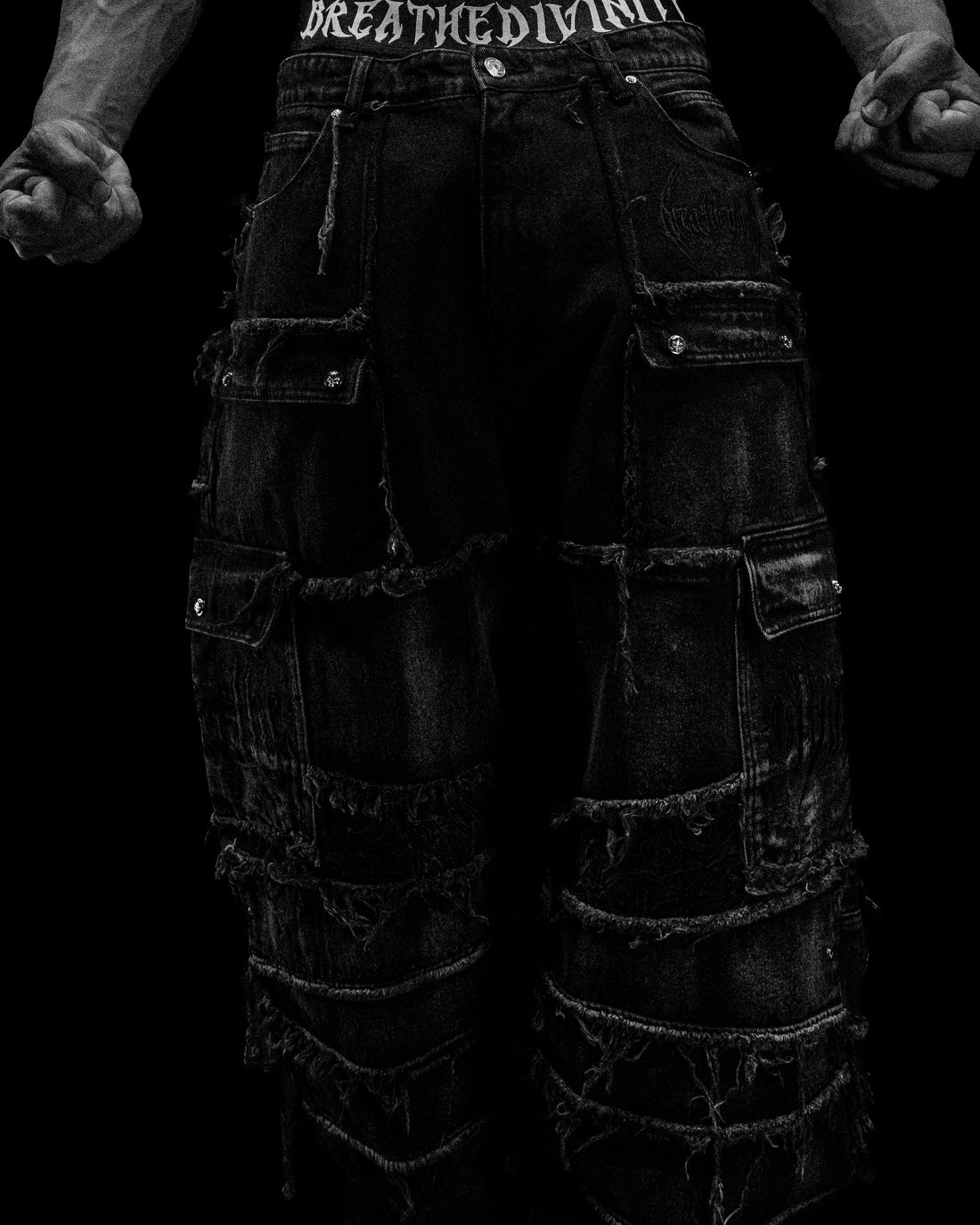 Oversized Distressed Denim Cargo jeans [ALLOY WASH]
