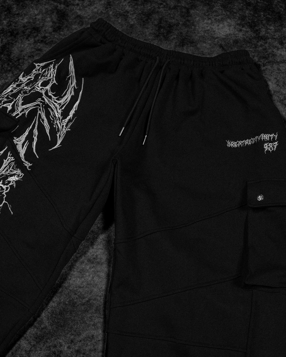 937 Embroidered Tactical Oversized Uncuffed Cargos [VOID BLACK]