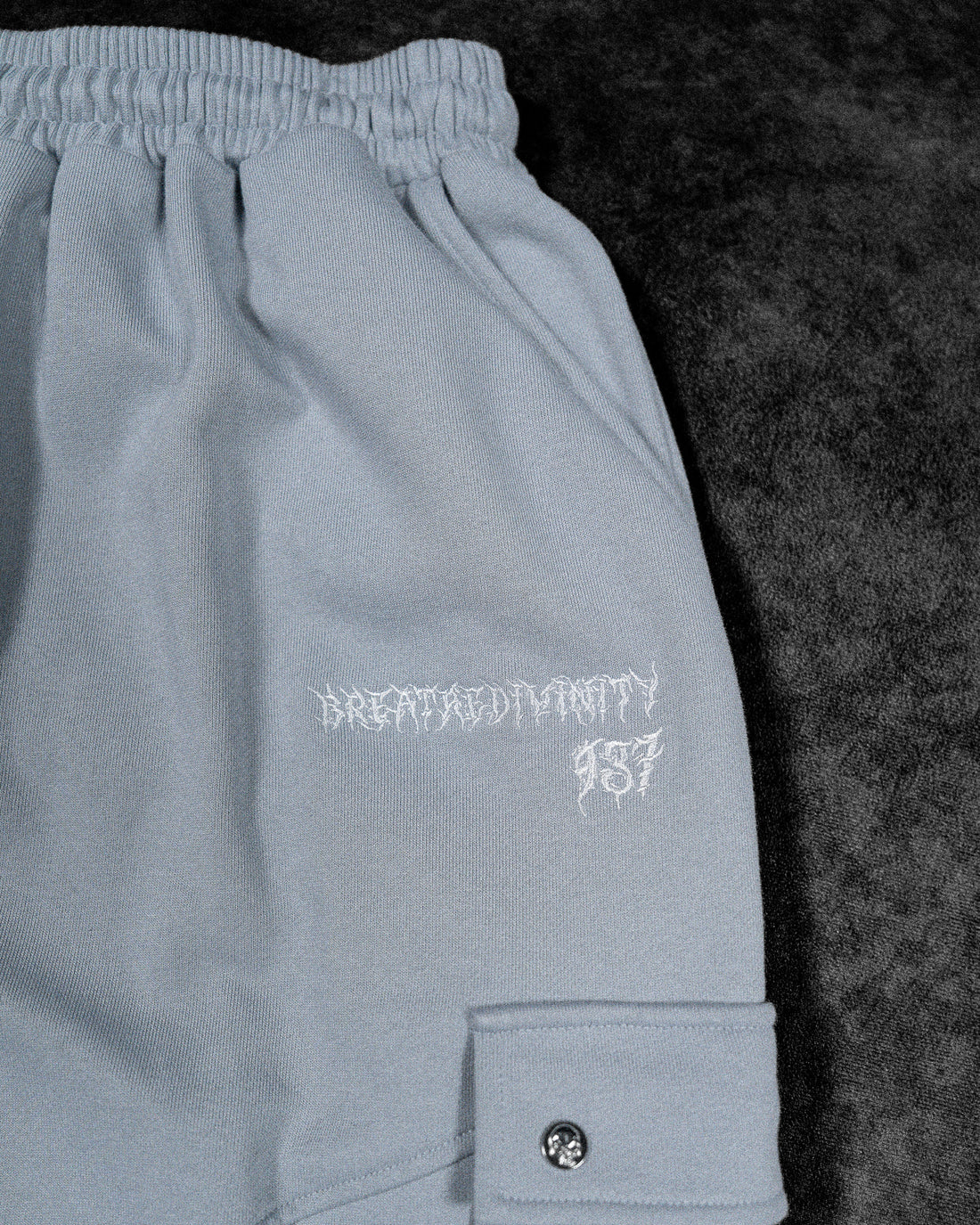 937 Embroidered Tactical Oversized Uncuffed Cargos [GUN METAL]