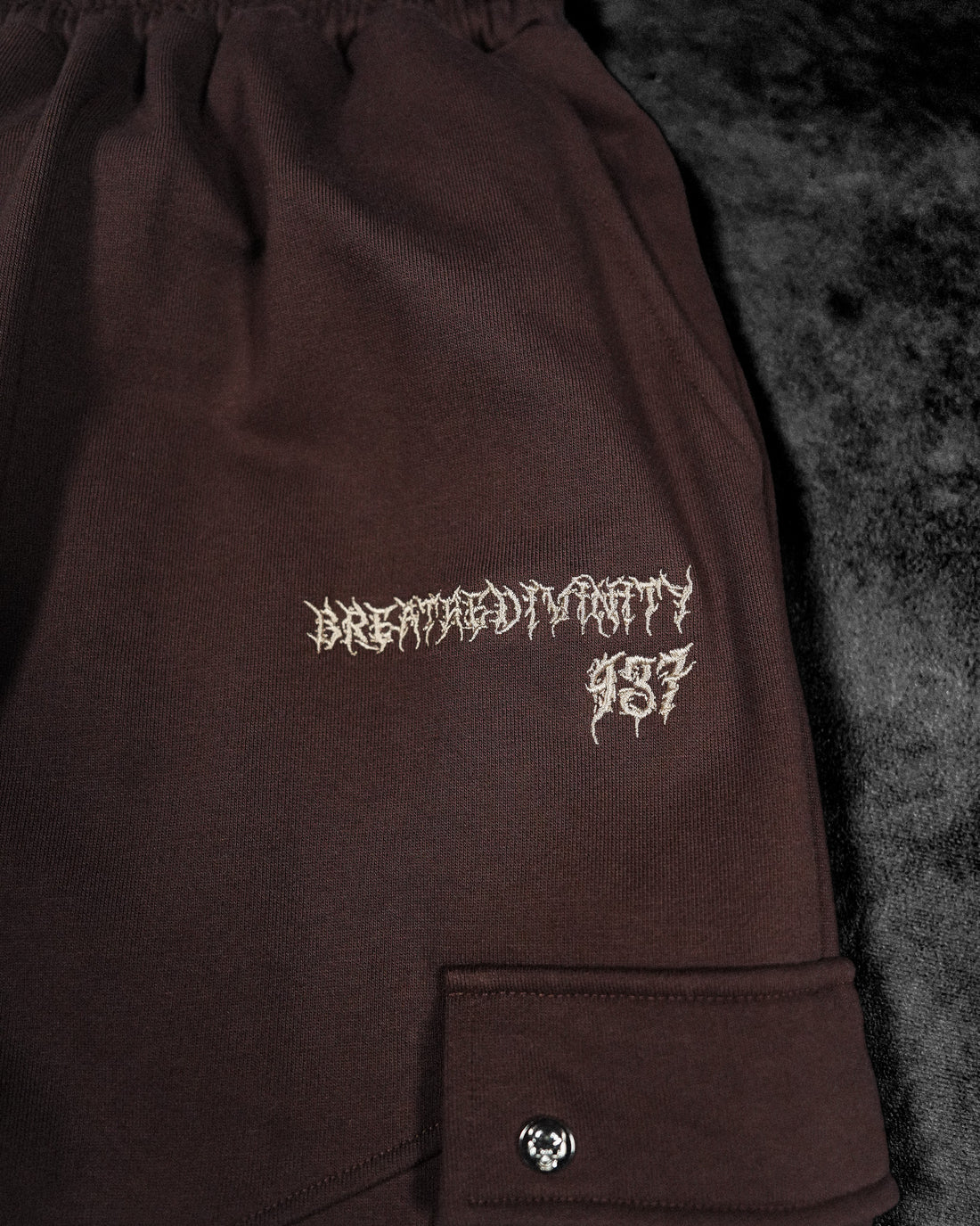 937 Embroidered Tactical Oversized Uncuffed Cargos [ROOT BEER]