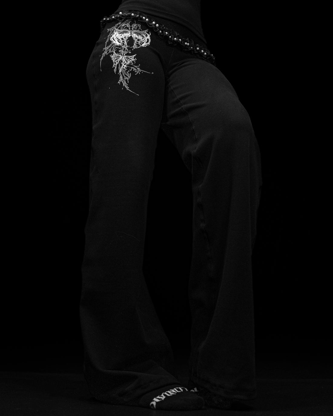 Women's Faerie Flared Leggings [OBSIDIAN]