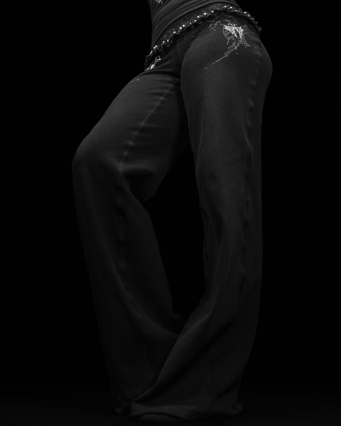 Women's Faerie Flared Leggings [OBSIDIAN]