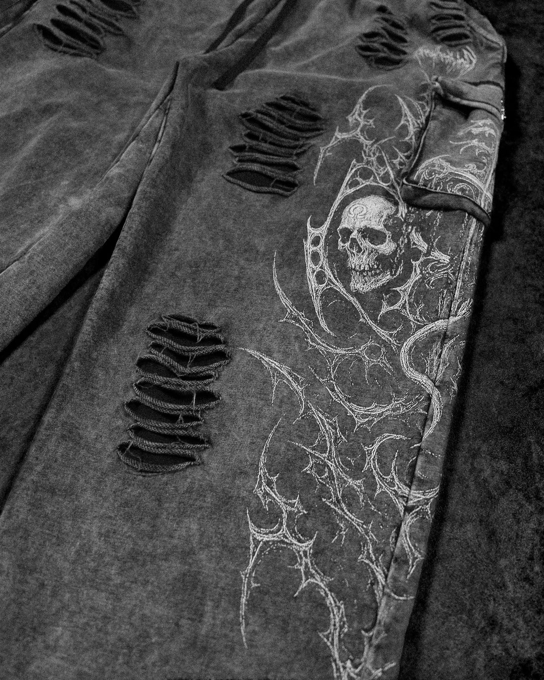 Mens Tarnished Uncuffed Luxury Cargos [VINTAGE]