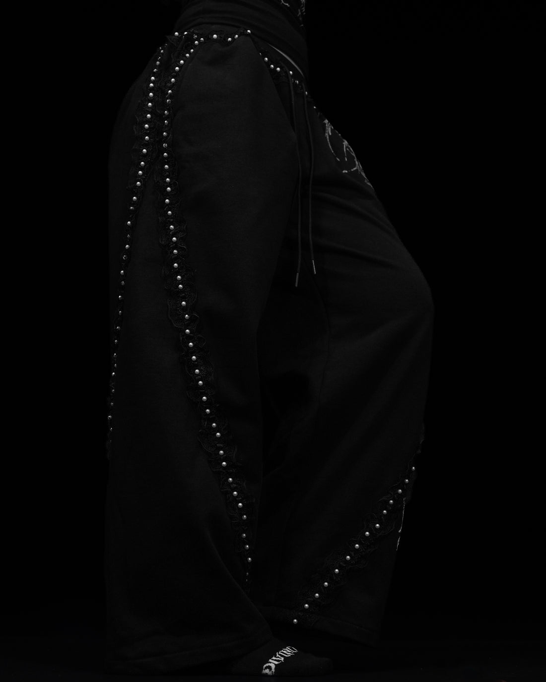 Women's Faerie Banana Shaped Uncuffed Sweatpants [OBSIDIAN]
