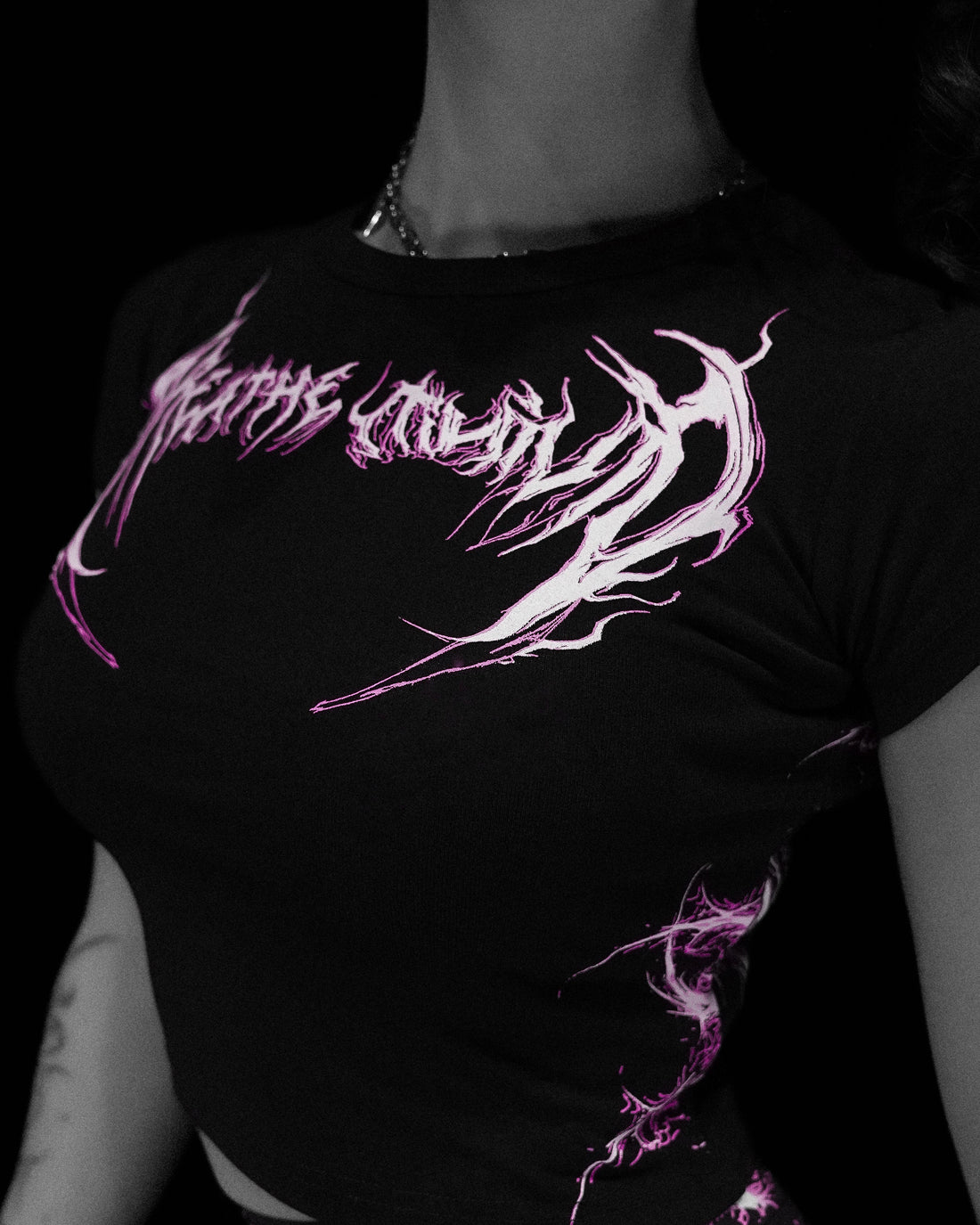 Womens Voltage Cropped Baby Tee [HEAVENLY PINK]