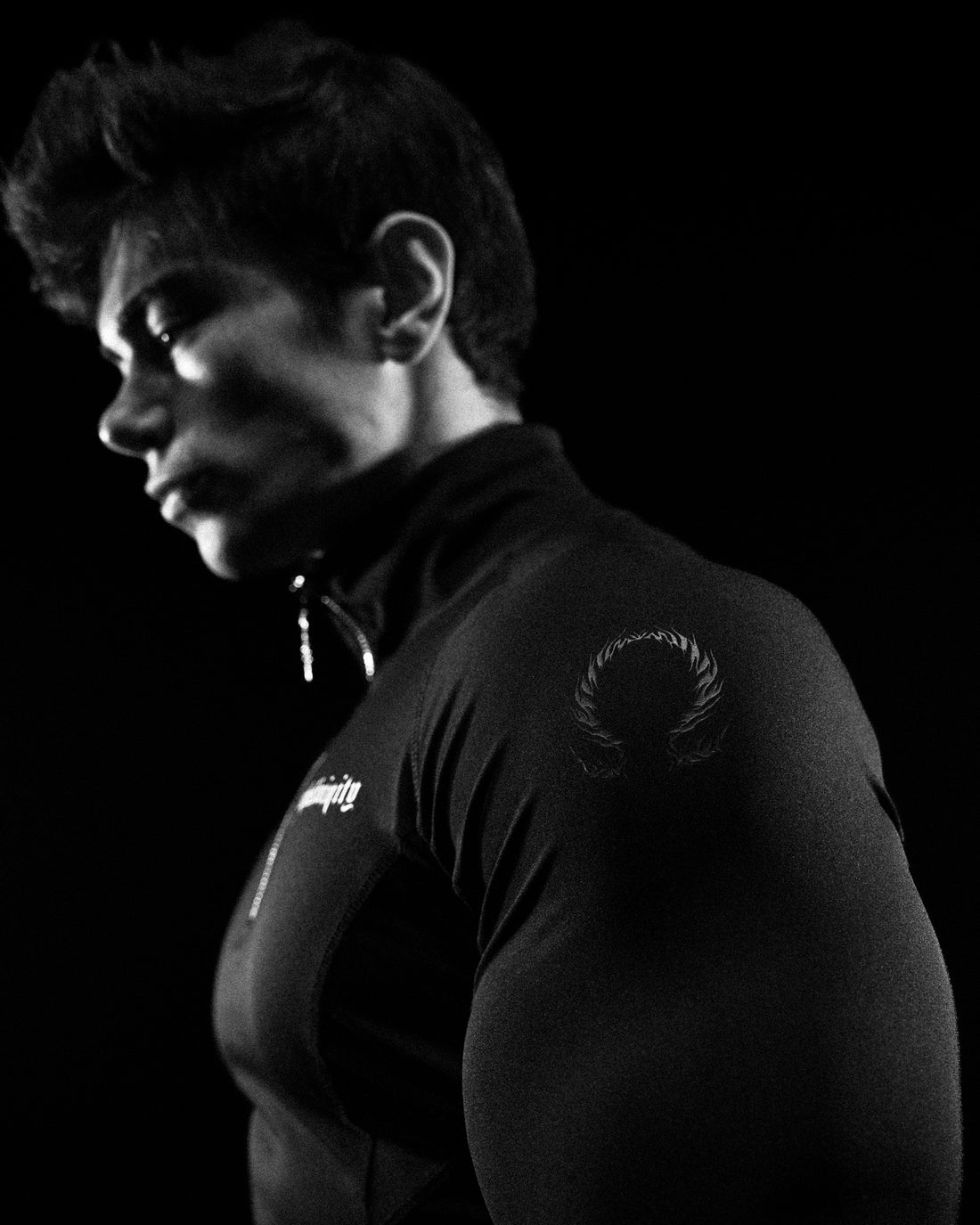 Void Tech™ Eternal Quarter-Zip Longsleeve Compression [VOID BLACK]
