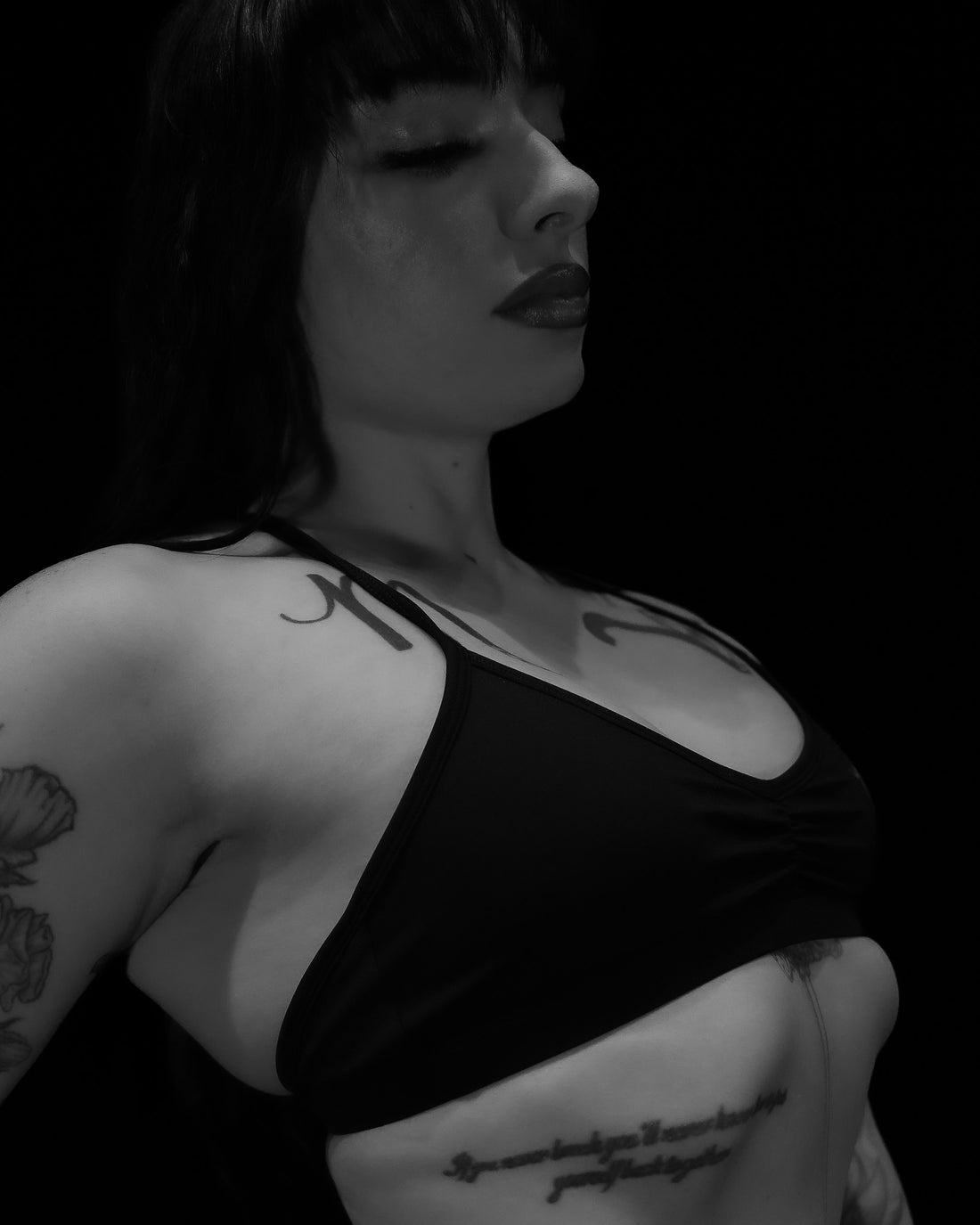 Women's Void Tech™ Shadow Heart Sports Bra [DUSK]