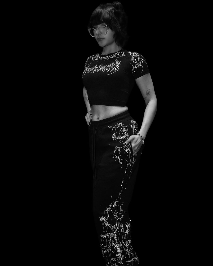 Women's Void Tech™ Black Petal Cropped Compression [VOID BLACK]
