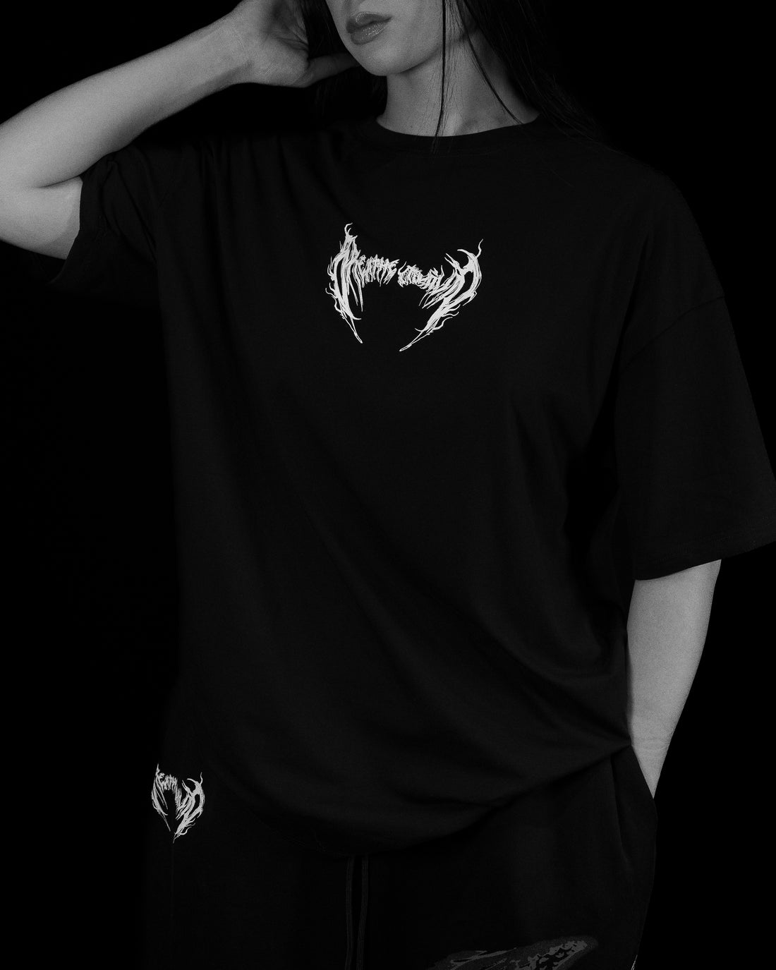 Women's Abyssal Oversized Lightweight Tee [VOID BLACK]
