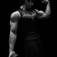 Void Tech™ Nightfall Cut-off Delt Compression [VOID BLACK]