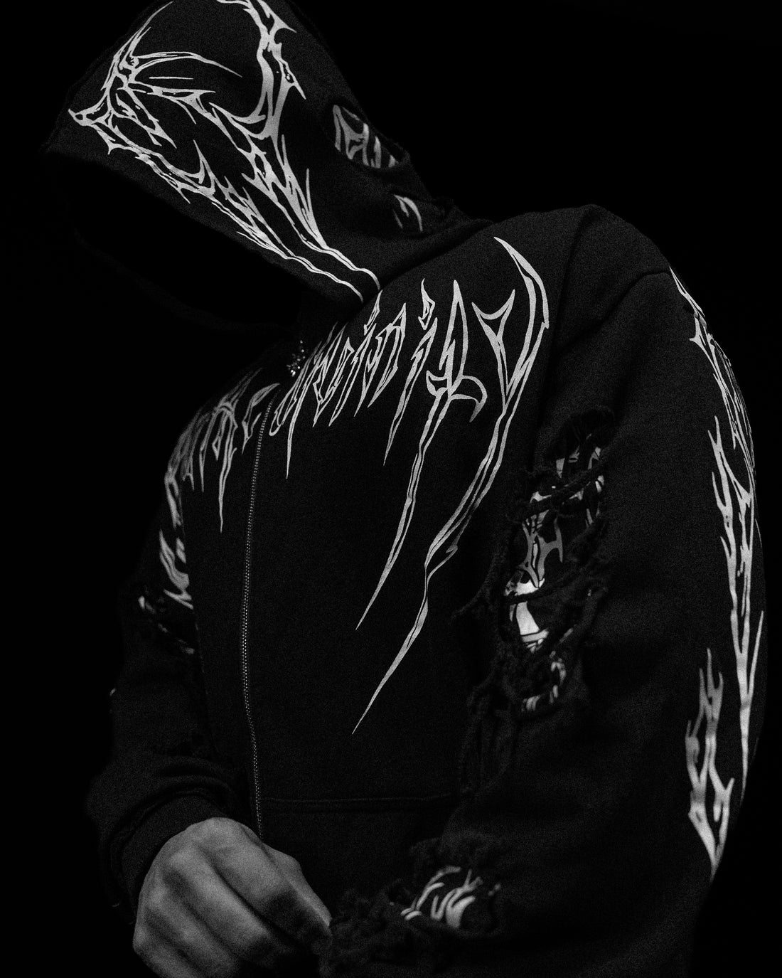 Tarnished Leviathan Oversized Zip-up Hoodie [VOID BLACK]