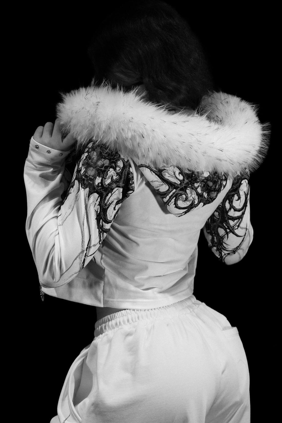 Infernal Faux Fur Lined Zip-Up [DIVINE WHITE]
