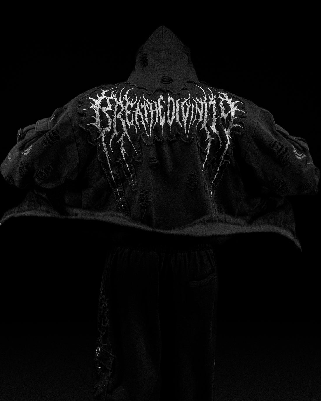 Vindicator Tarnished Cargo Oversized Zip-up Hoodie [VOID BLACK]