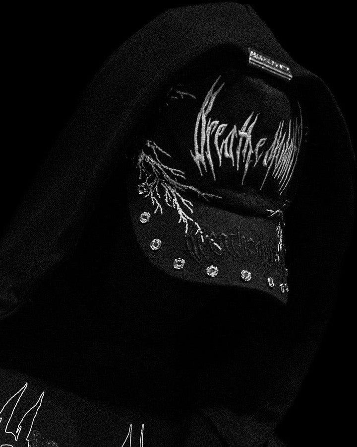 Tarnished Metallic Logo Cap [VOID BLACK]