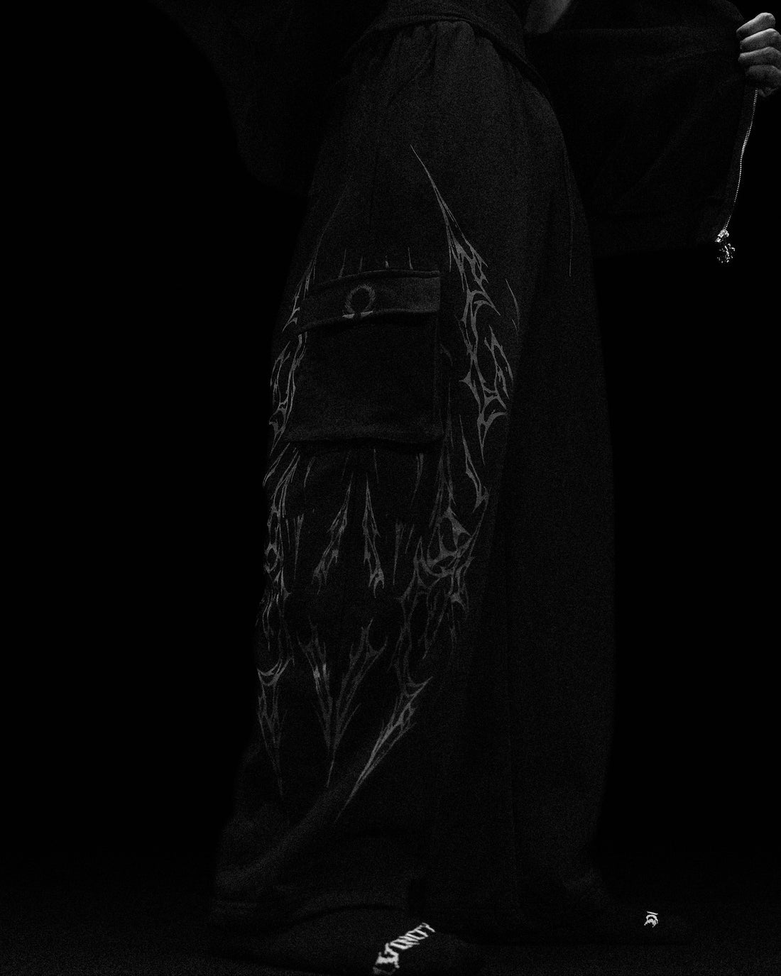 Gargoyle Banana Shape Cargos [VOID BLACK]