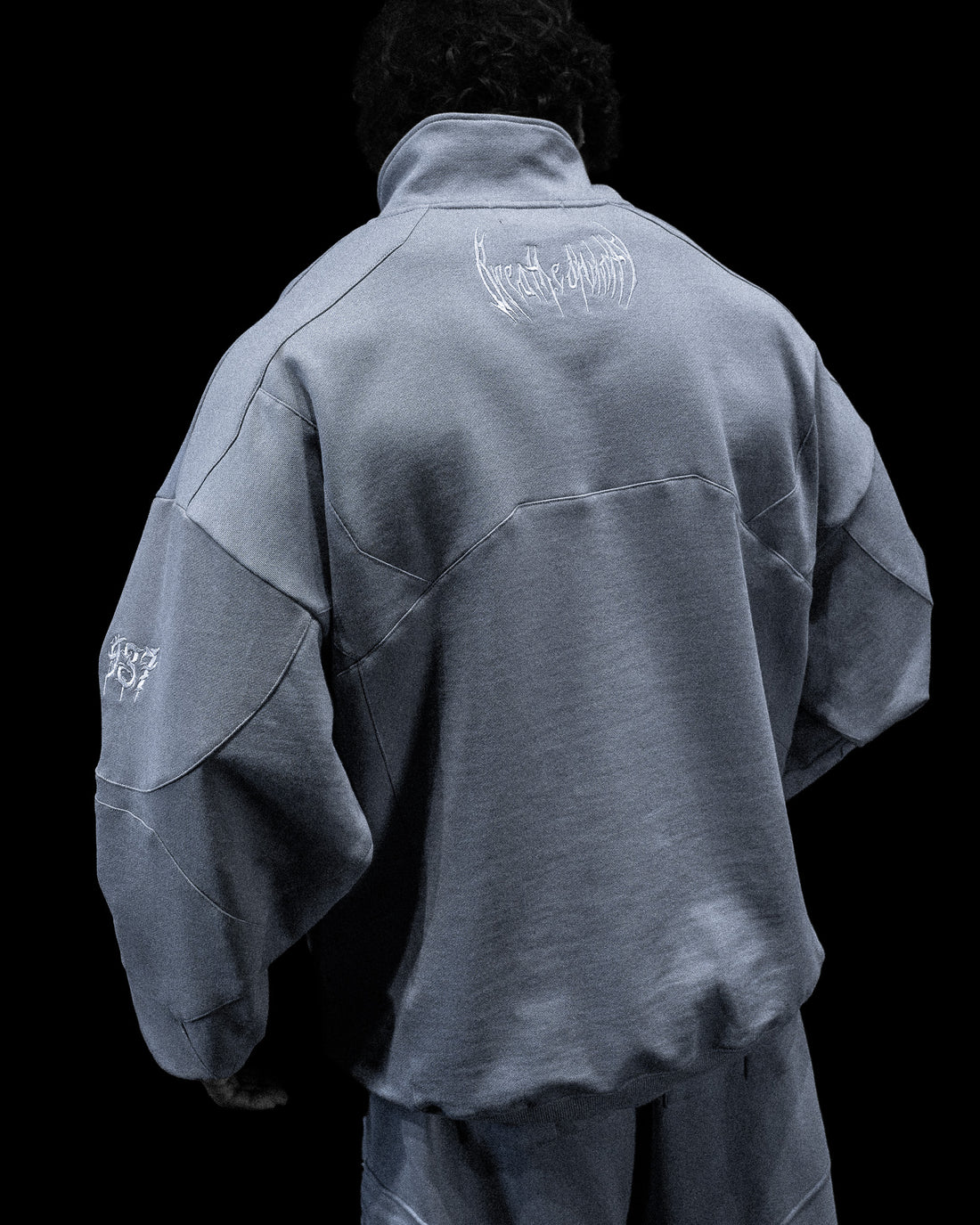 937 Embroidered Tactical Oversized Full-Zip Jacket [GUN METAL]