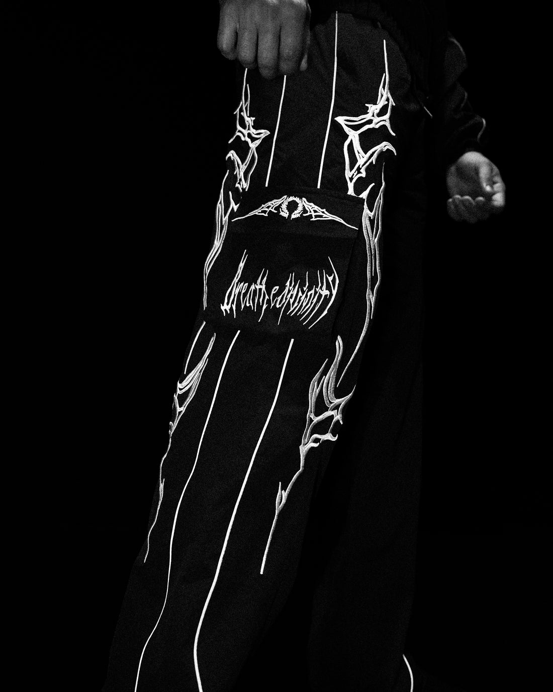 Cyber Uncuffed Cargo Trackpants [VOID BLACK]