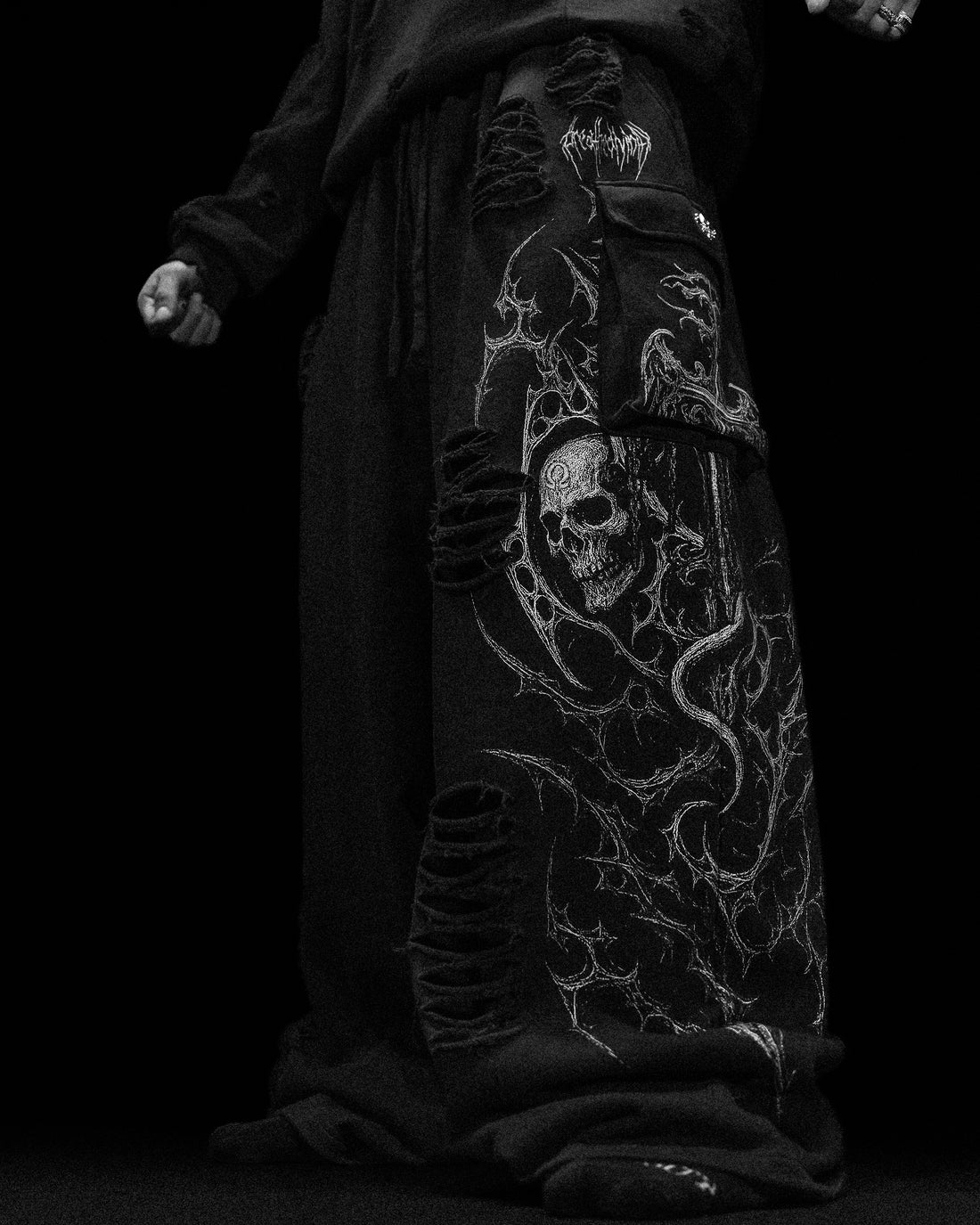 Mens Tarnished Uncuffed Luxury Cargos [CEMENT]