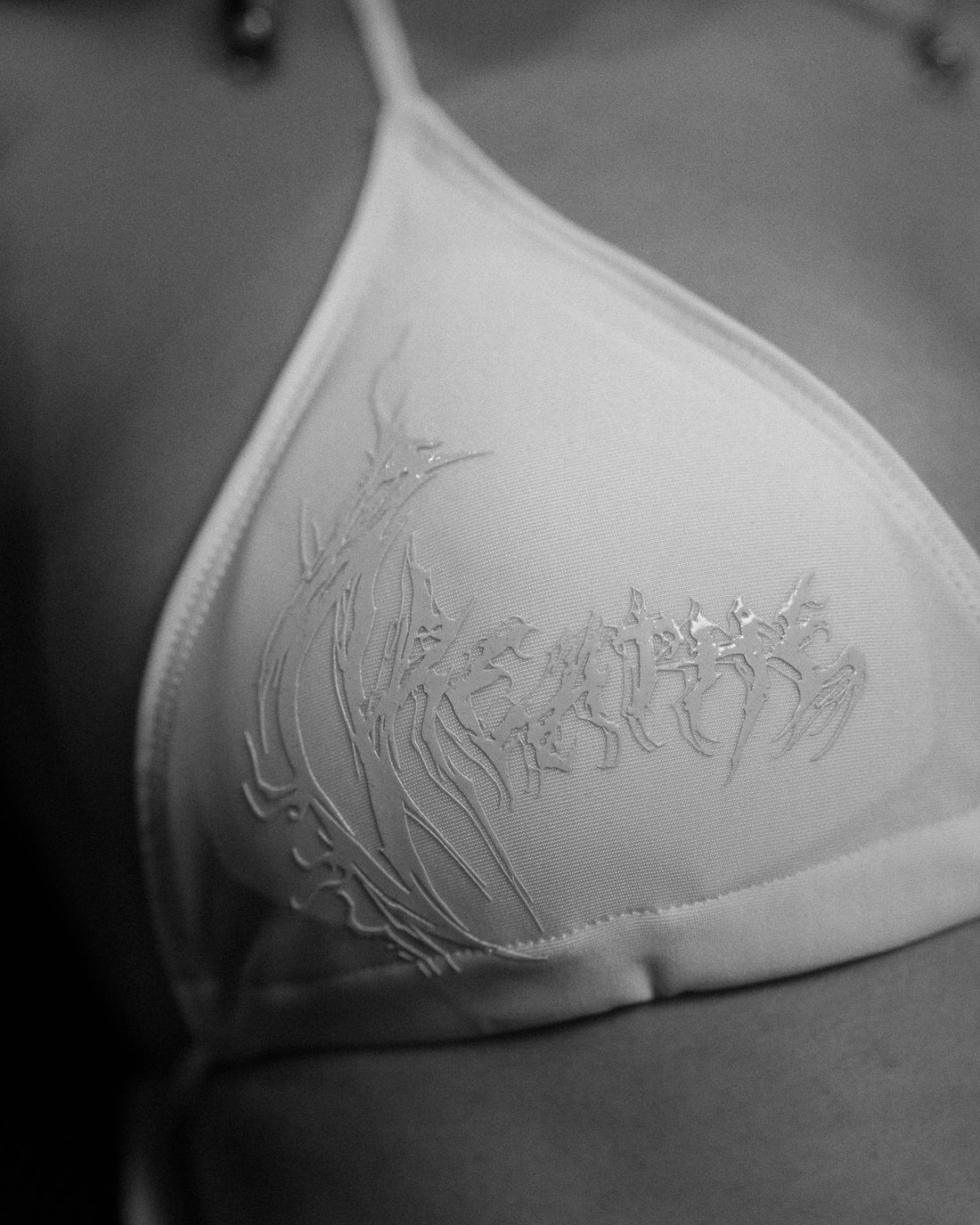 Women's Venom Texture Swimsuit Top [DIVINE WHITE]