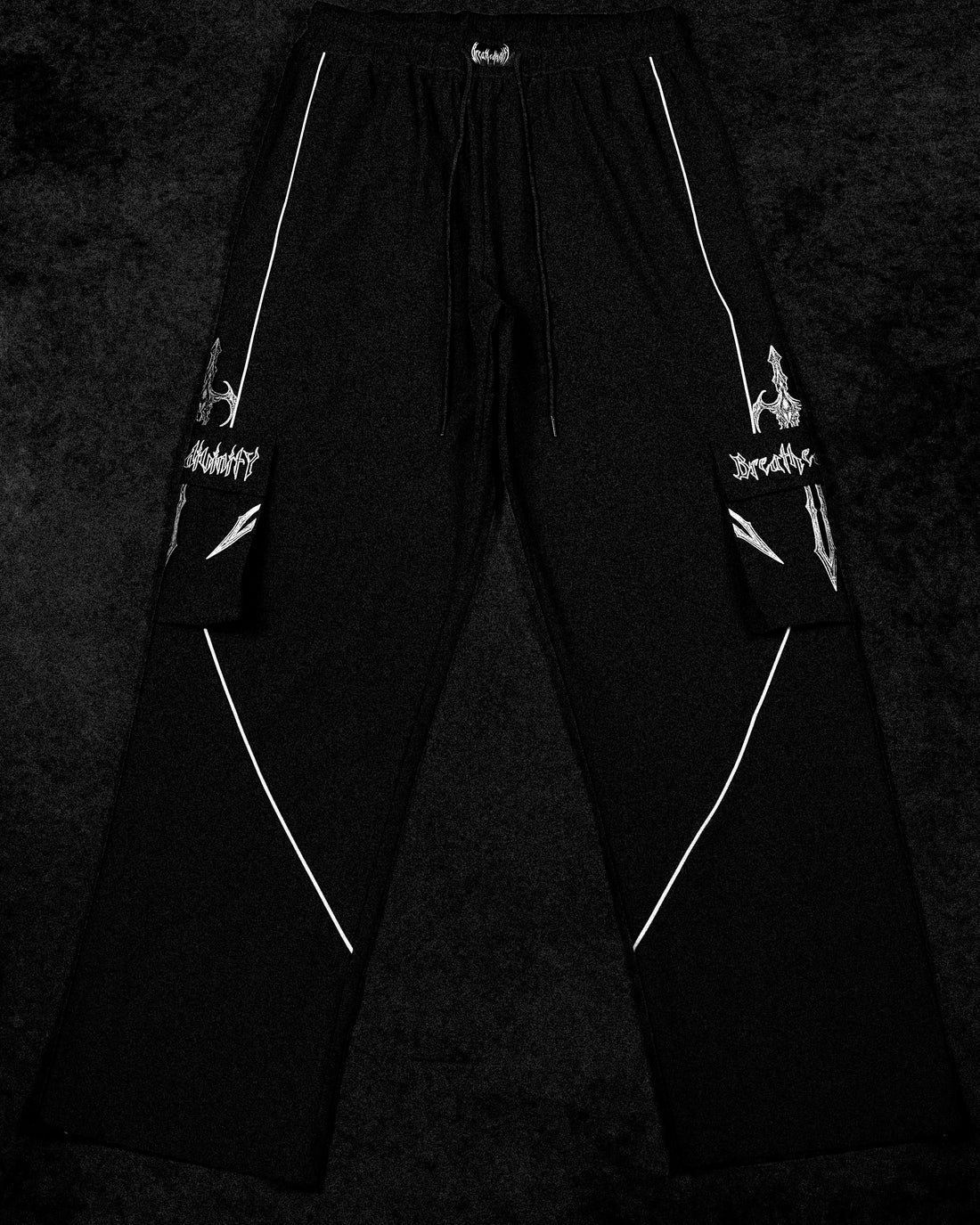 Excalibur Uncuffed Cargo Trackpants [VOID BLACK]