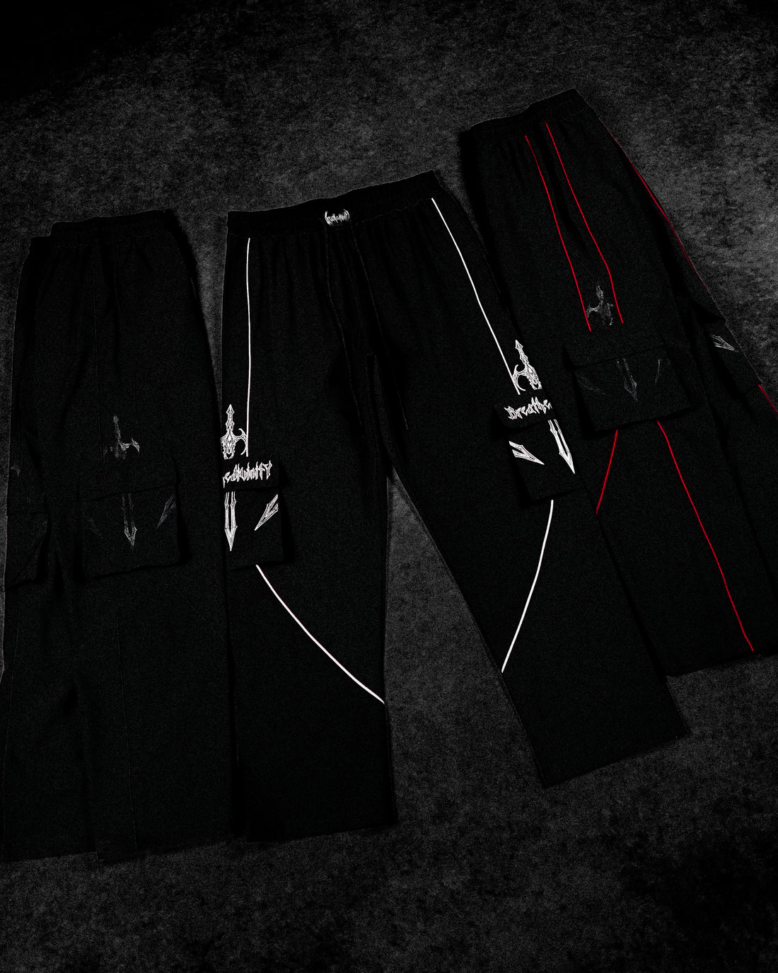 Excalibur Uncuffed Cargo Trackpants [VOID BLACK]