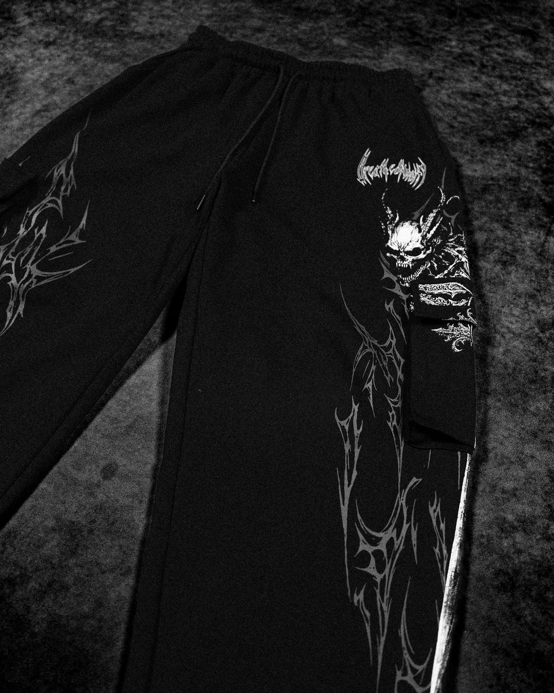 Gargoyle Banana Shape Cargos [VOID BLACK]