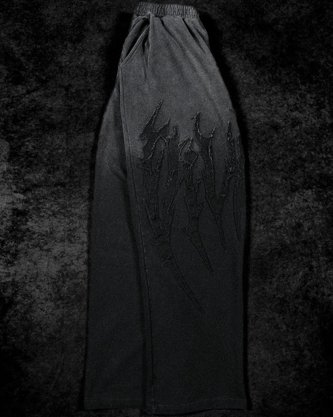 Destroyed Banana Shape sweatpants [SMOKE WASHED]