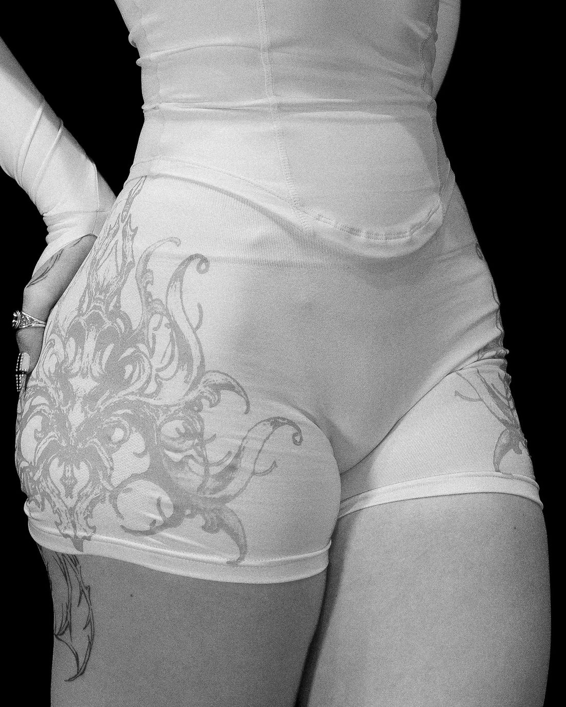 Womens Void Tech™ Regalia Seamless Shorts [DIVINE WHITE]