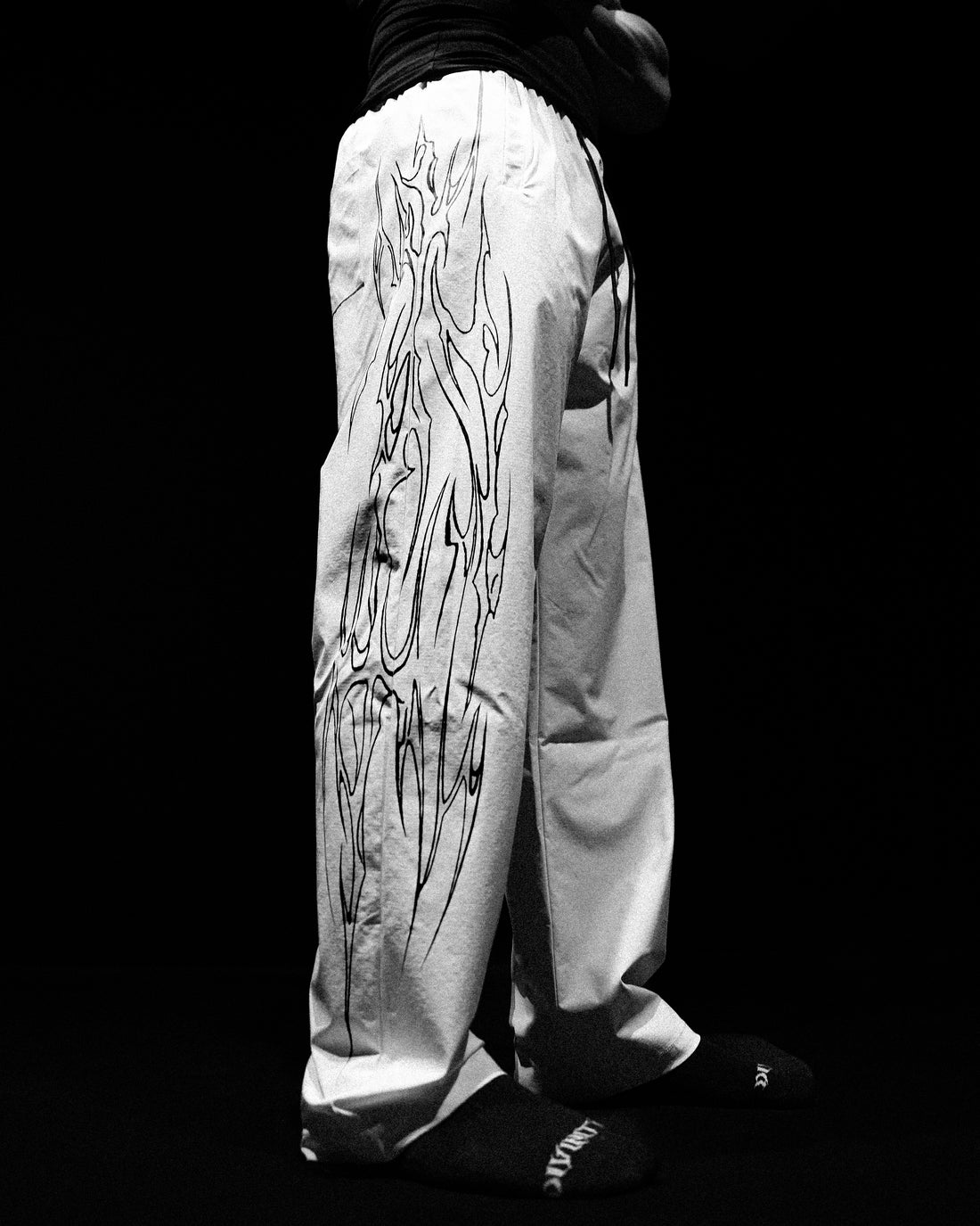 Dark Shadow Uncuffed Trackpants [DIVINE WHITE]